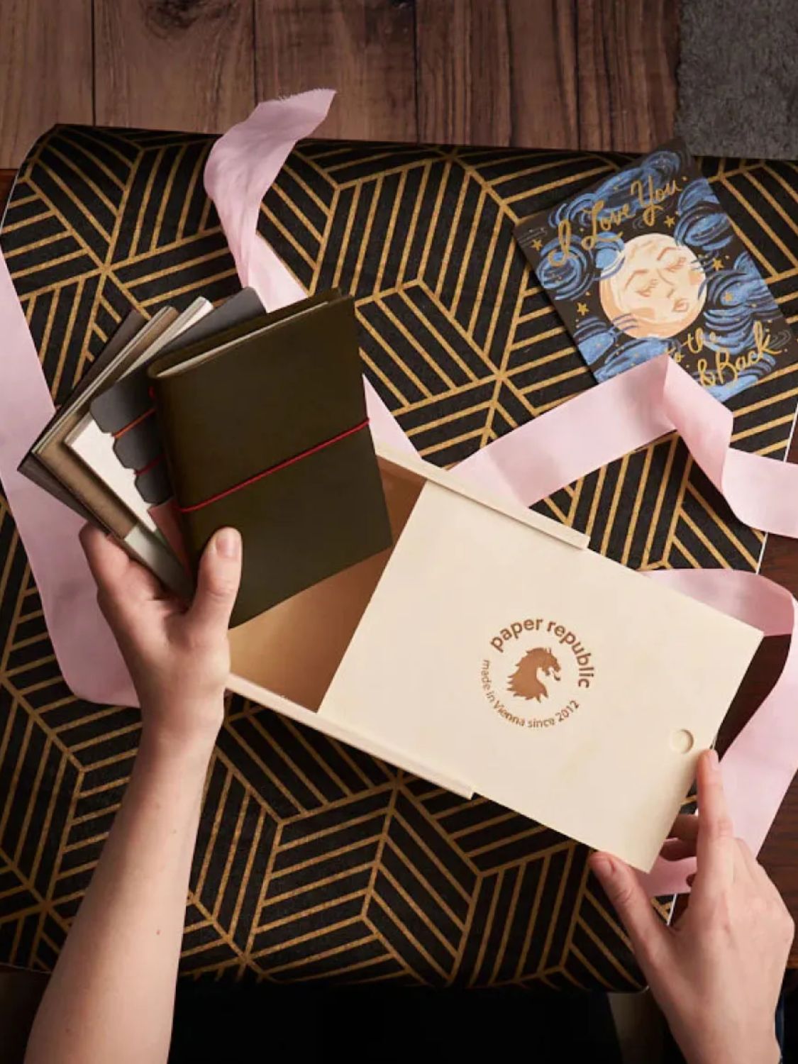 Paper Republic Writer’s Essentials Kit Pocket Size Olive Green